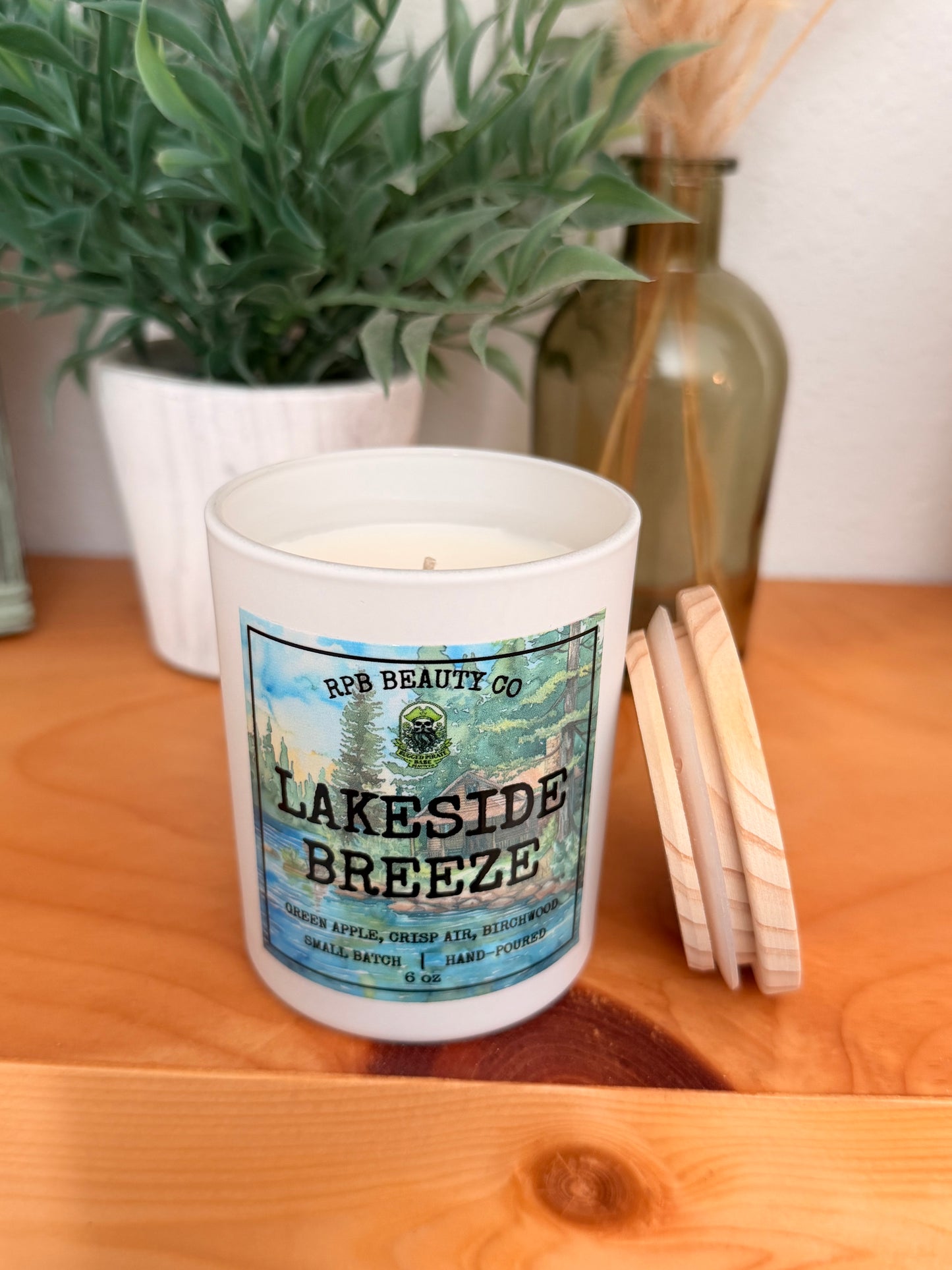 Lakeside Breeze (Fresh Citrus, Crisp Air, Birchwood) 6oz Candle