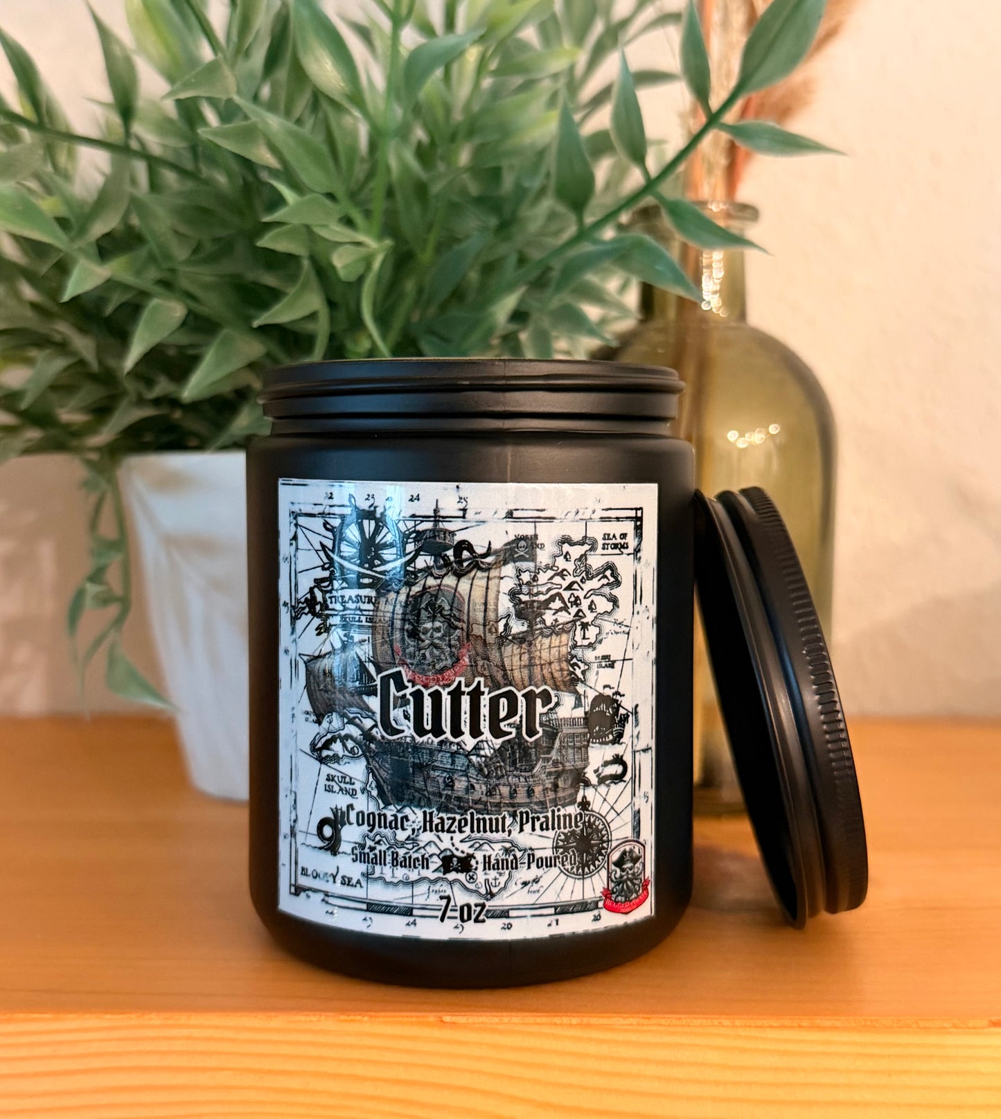 Cutter (Cognac, Hazelnut, Praline) Candle