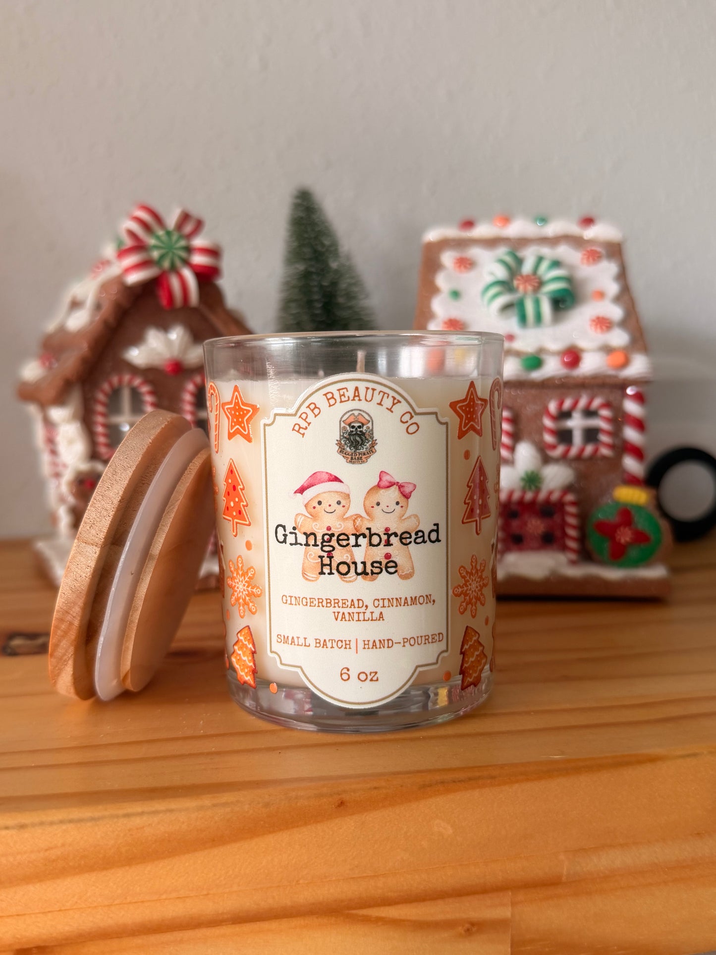 Gingerbread House (Gingerbread, Cinnamon, Vanilla)